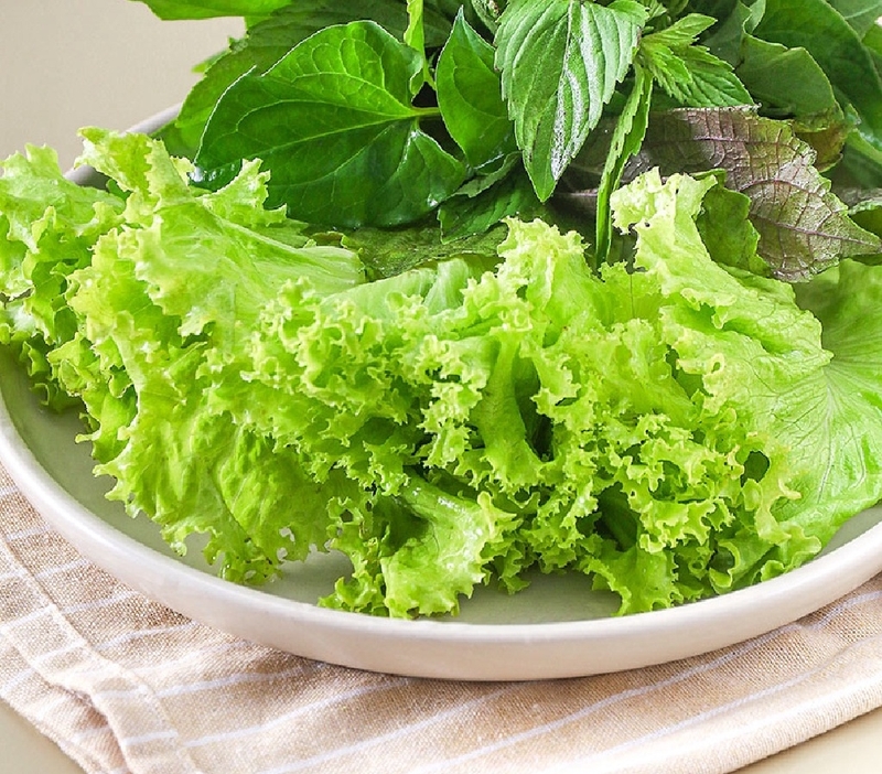 Giải đáp cùng chuyên gia: Bầu ăn rau sống được không? Những lưu ý khi ăn rau sống 4