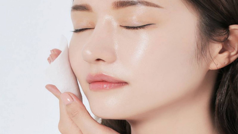 Giải đáp một số thắc mắc chung về nước tẩy trang 1