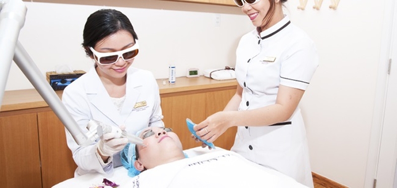 Gợi ý các cách xóa xăm môi an toàn và hiệu quả 6