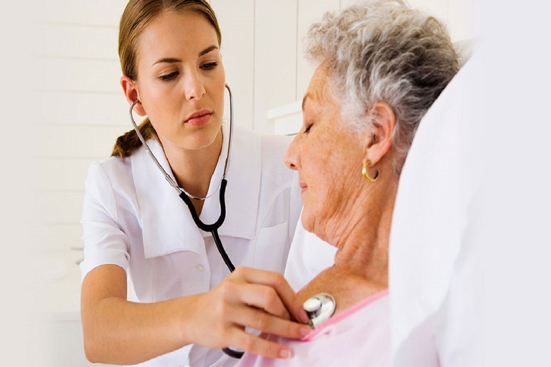 Hội chứng phế quản là gì? Nguyên nhân và triệu chứng thường gặp trong hội chứng phế quản