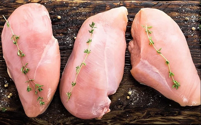 Hướng dẫn bạn các cách làm ức gà áp chảo ngon bá cháy 1