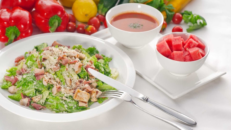 Thực đơn cho người bị trào ngược dạ dày thường bao gồm các loại thực phẩm lành mạnh