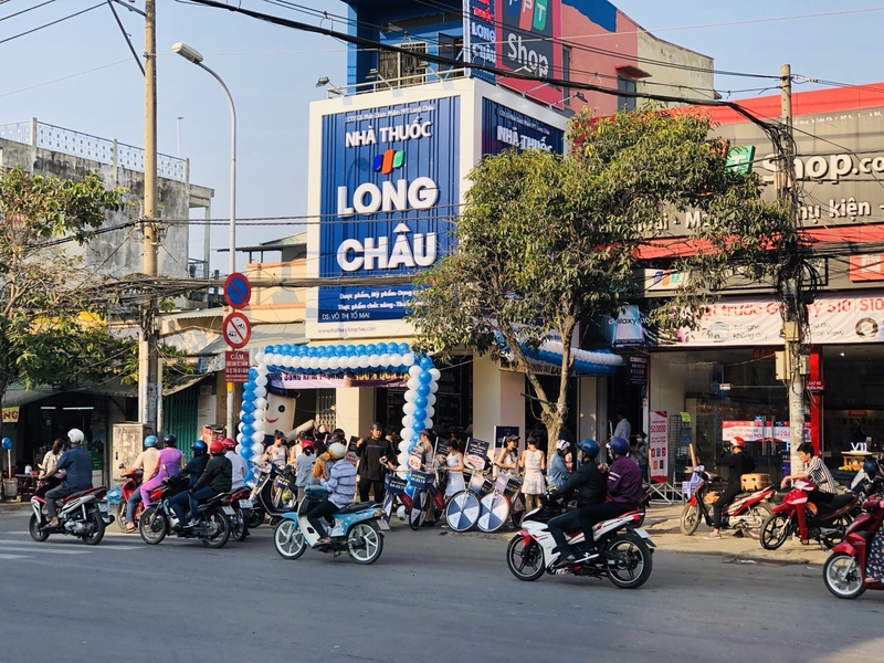 Khai truong Long Chau Nha Be