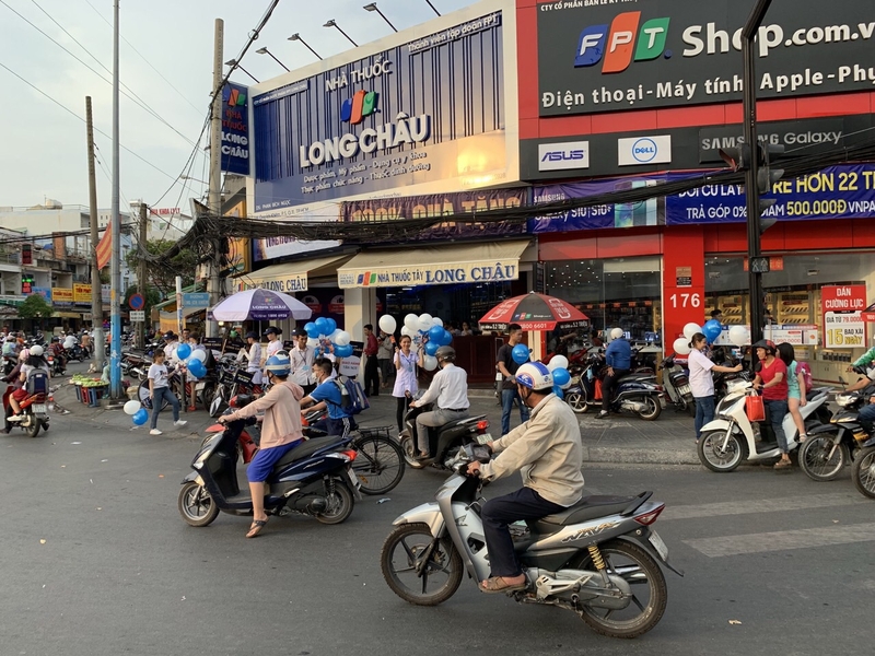 Khai truong Long Chau 30