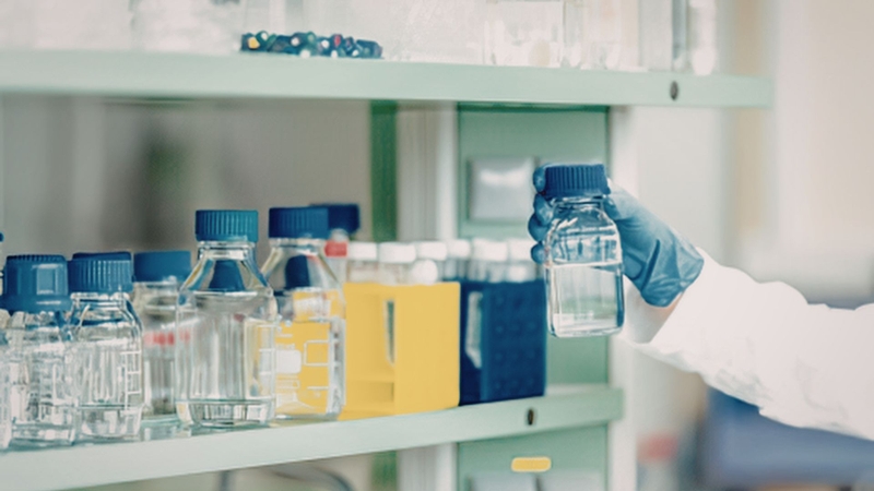 Imidacloprid là hoạt chất trừ sâu nhóm neonicotinoid, được sản xuất chủ yếu bằng phương pháp tổng hợp hóa học công nghiệp