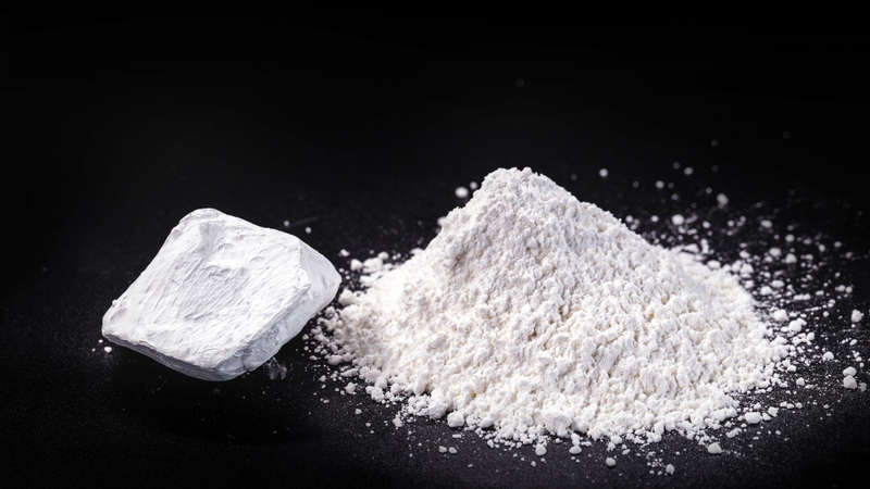 Cơ chế tác dụng của Kaolin chủ yếu liên quan đến khả năng hấp phụ