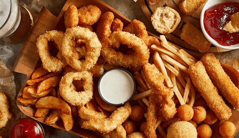 Khi-bi-tieu-chay-an-mi-goi-duoc-khong (3).png