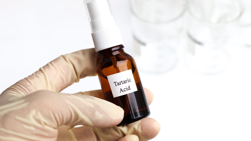 L-tartaric acid có khả năng tạo vị chua tự nhiên, điều chỉnh độ acid và ổn định sản phẩm