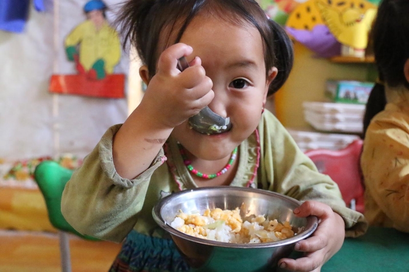 Mang bầu ăn củ sắn được không? Lợi ích và những lưu ý khi ăn sắn mà mẹ bầu cần biết 2