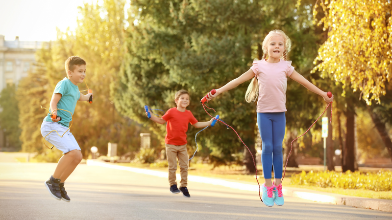 Máu nhiễm mỡ ở trẻ em: Dấu hiệu nhận biết và cách phòng ngừa - 4