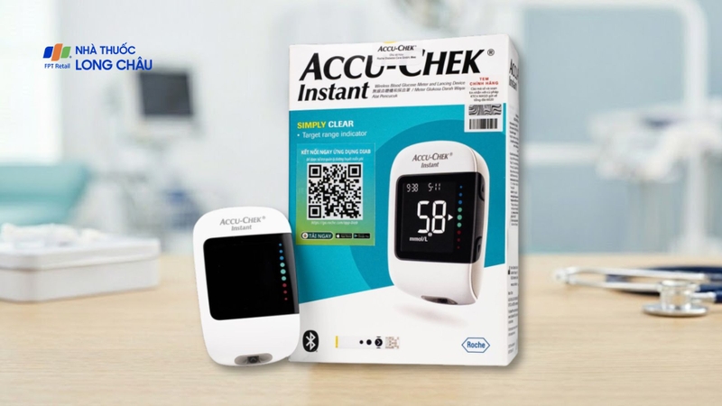 Máy đo đường huyết Accu Chek Instant.jpg