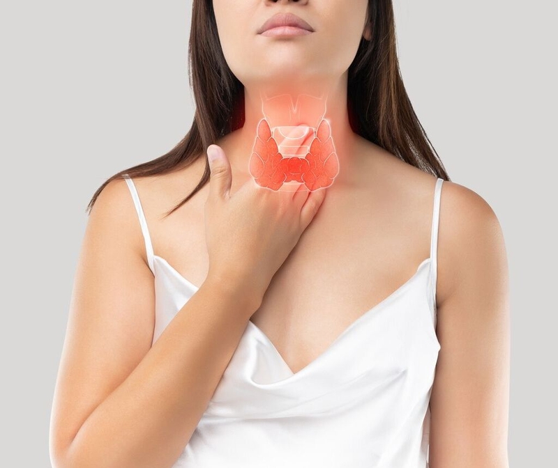 Nang tuyến giáp là gì? Cách phát hiện và điều trị nang tuyến giáp 2mm 2