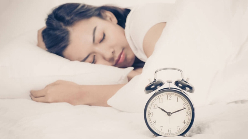 tập thói quen ngủ trước 22h