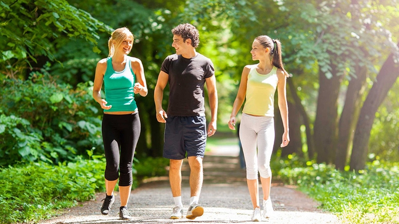 Nếu lỡ ăn nhiều trong khi giảm cân thì nên làm gì 1