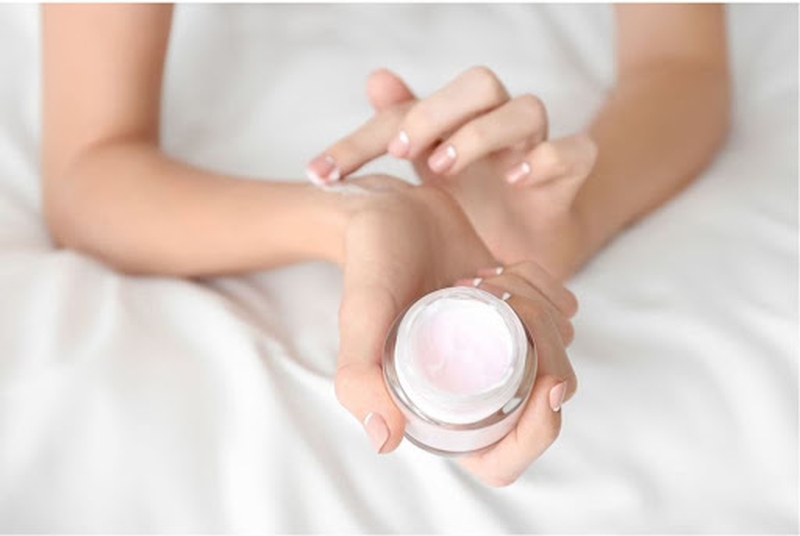 Nguyên nhân mỹ phẩm bị vón cục và cách khắc phục 1