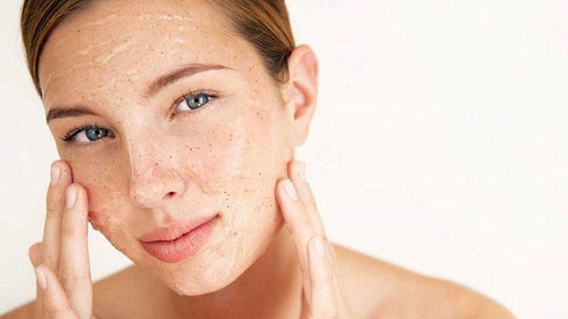 Những cách đơn giản giúp da mềm mịn và căng mướt 2