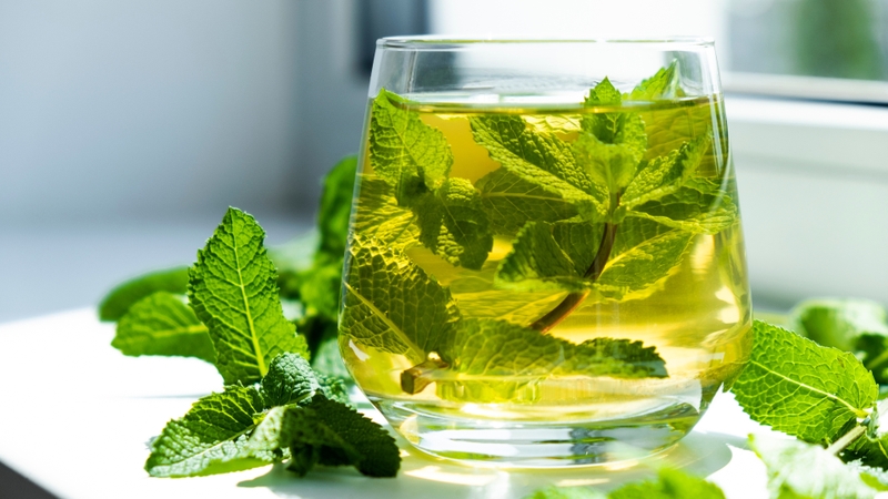 Những thực phẩm gây mất sữa mẹ bỉm cần biết 2