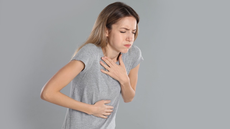 Nintedanib có khả năng tương tác với một số thuốc khác, cần thận trọng khi dùng chung với thuốc khác