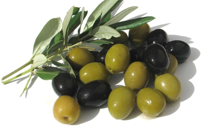 Oliu đen và oliu xanh phân biệt như thế nào? Ứng dụng trong nấu ăn 3