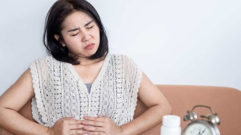 Peppermint oil hỗ trợ giảm các triệu chứng co thắt nhẹ đường tiêu hóa, đầy hơi và đau bụng