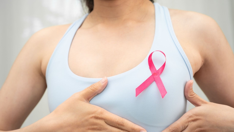 Pertuzumab là kháng thể đơn dòng điều trị ung thư vú HER2 dương tính