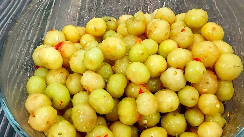 Phụ nữ đang mang bầu ăn chùm ruột được không 2