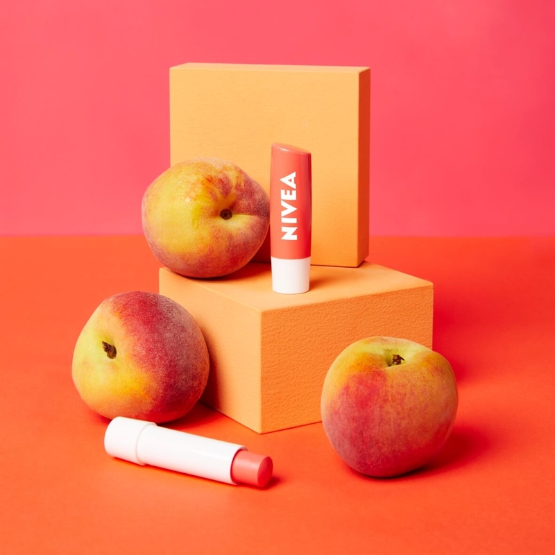 Review 5 thỏi son dưỡng môi không thể thiếu của các beauty blogger 3