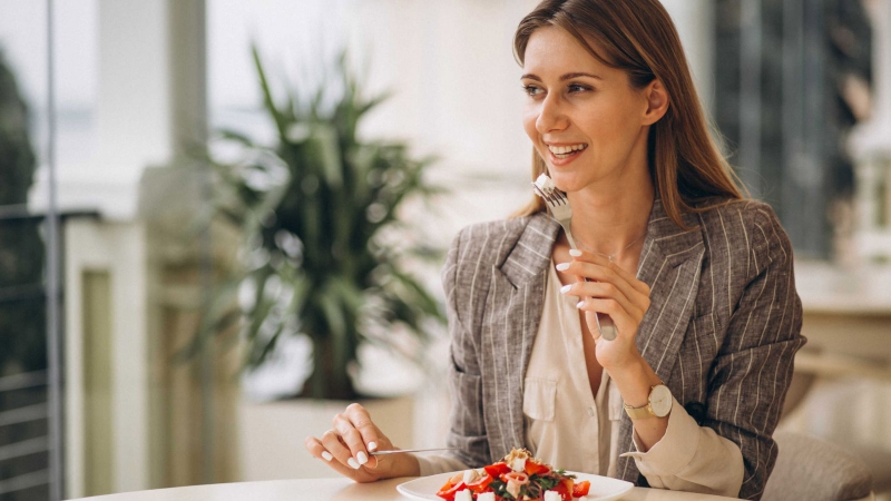 Sau khi lấy cao răng bao lâu thì được ăn? Lưu ý gì sau khi lấy cao răng 2