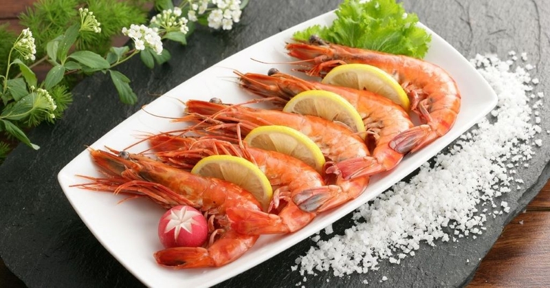 Sau sinh ăn tôm được không? Những lưu ý quan trọng cho mẹ sau sinh khi ăn tôm 3