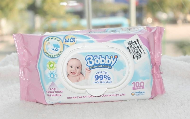 TOP 5 loại khăn ướt không mùi cho bé được các mẹ săn lùng nhất 3
