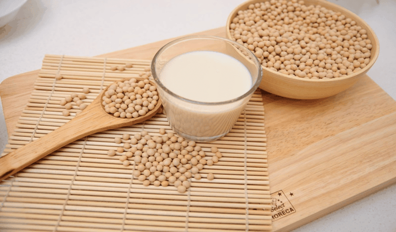 Tác hại của sữa đậu nành đối với nữ giới khi sử dụng quá nhiều 1