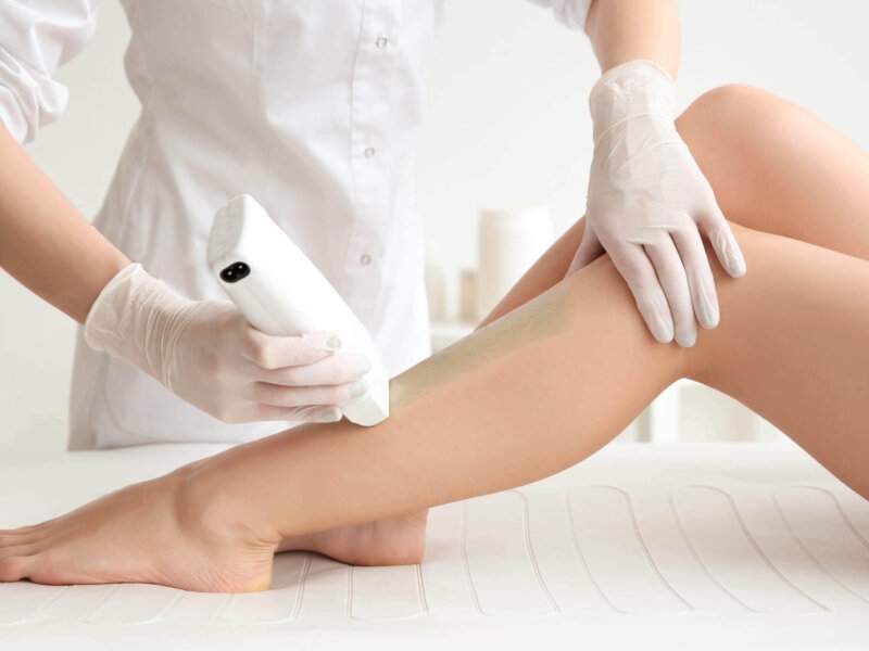 Giải đáp thắc mắc: Tại sao lông chân mọc nhiều ở nữ? 3