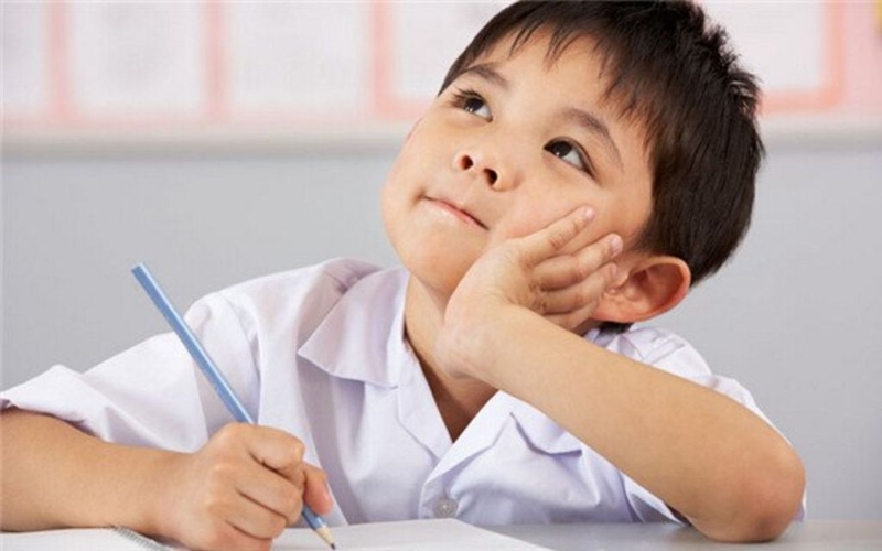 Tâm lý trẻ 8 tuổi như thế nào? Cha mẹ cần nắm rõ để dạy và hiểu con 1