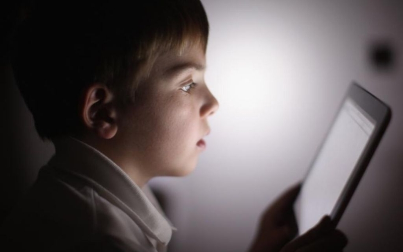 Tâm lý trẻ 8 tuổi như thế nào? Cha mẹ cần nắm rõ để dạy và hiểu con 4