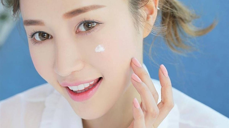 Thời gian sử dụng kem dưỡng bao lâu mới trắng da 2