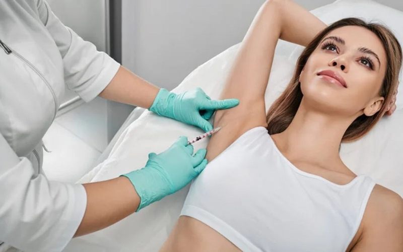 Tiêm botox trị hôi nách có hiệu quả không? Lợi ích và hạn chế khi tiêm botox 2