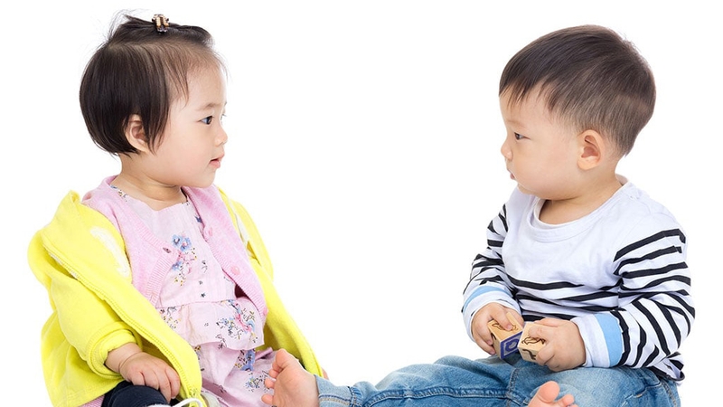 Tìm hiểu sự phát triển toàn diện của trẻ 22 tháng tuổi 2