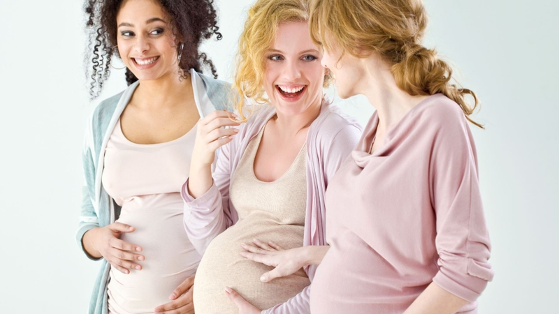 Tocilizumab không được khuyến cáo dùng trong thời gian mang thai