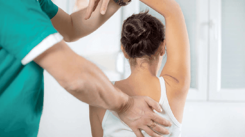 Tổng hợp các cách điều trị trật khớp ức đòn hiện nay 2