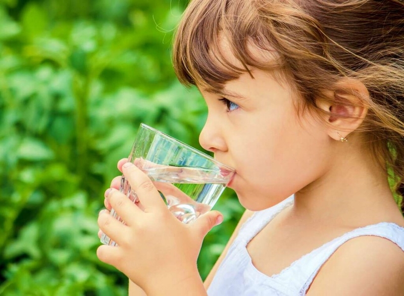 Trẻ 5 tuổi bị nôn về đêm: Nguyên nhân và cách khắc phục khi trẻ bị nôn 4