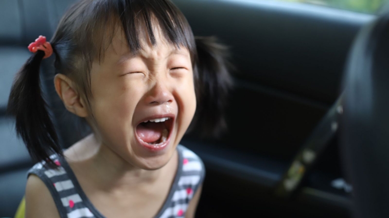 Trẻ khó chịu với việc thể hiện cảm xúc 1