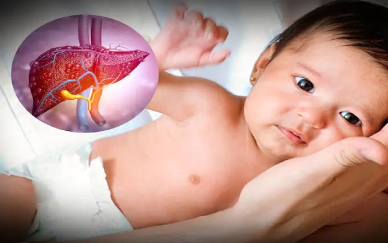 Trẻ mấy tháng uống vitamin A? Cách uống vitamin A đúng cách cho trẻ 4