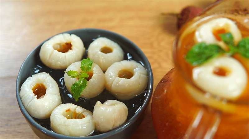 Vải ngâm đường bị sủi bọt có ăn được không? 4.png