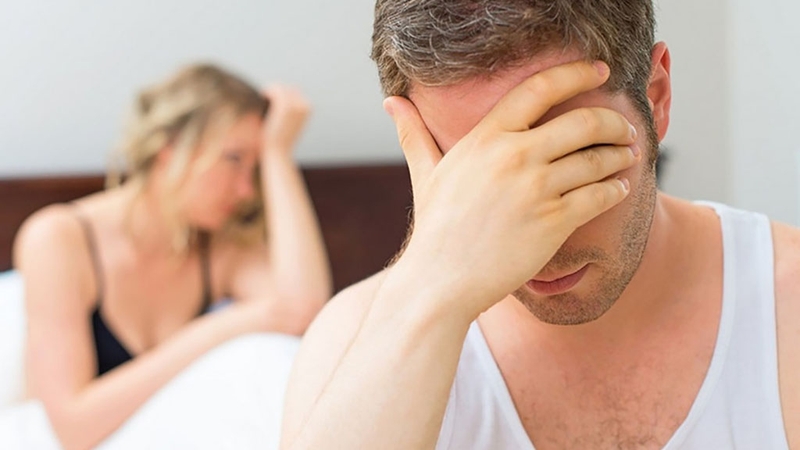 Việc kiềm chế xuất binh có hại gì không đối với cánh mày râu 1