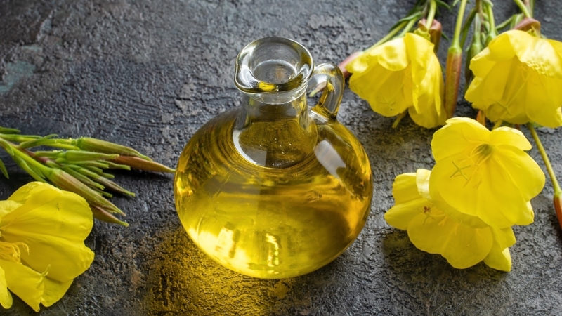 Tinh dầu hoa anh thảo có thể làm tăng nguy cơ chảy máu