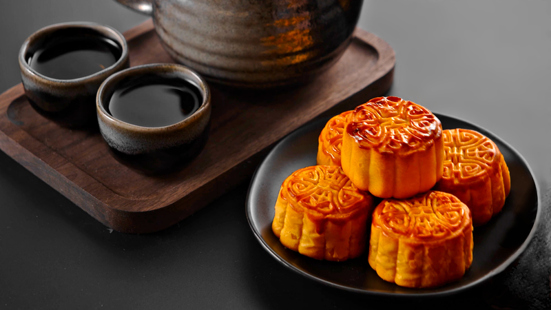 Bánh trung thu nên được thưởng thức vào ban ngày