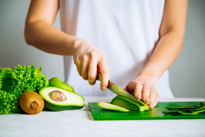 ăn bơ với sữa chua 1