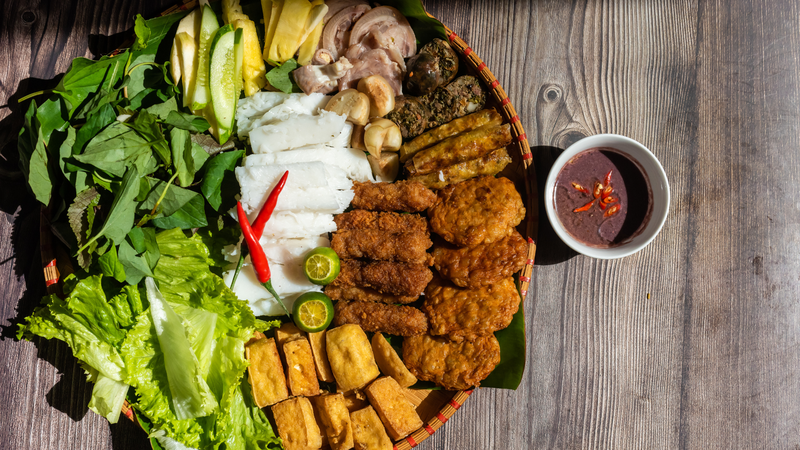Hiểu rõ ăn bún đậu mắm tôm có nổi mụn không sẽ giúp bạn xây dựng chế độ ăn phù hợp
