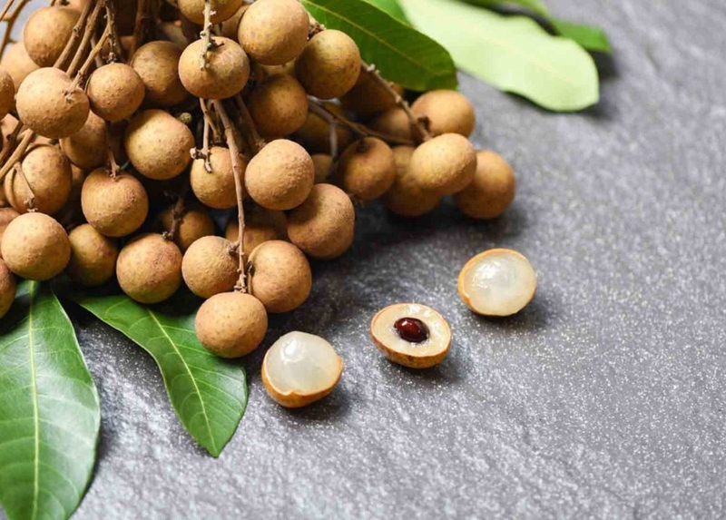 Ăn cóc có nổi mụn không? Một số loại trái cây người có làn da mụn nên hạn chế ăn? 3