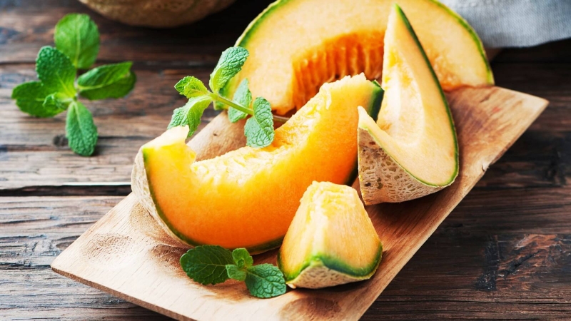 Dưa lưới hạn chế vấn đề đau khớp